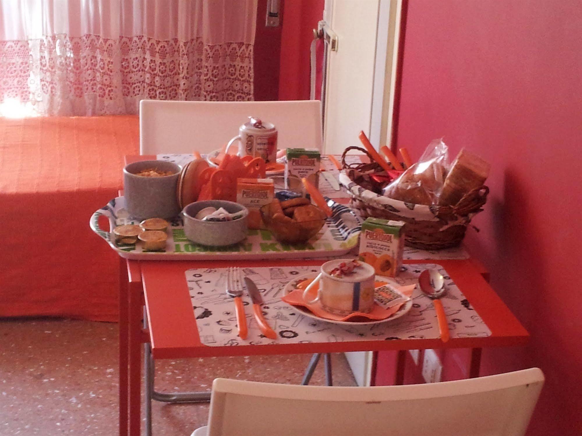 Passeggiate Romane B&B Екстериор снимка